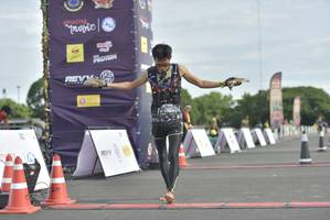 BIB: 1020
                            <button type="button" onclick="openModal(4918975)" class="btn btn-primary btn-sm float-right btn-popup" data-toggle="modal" data-target=".modal-high-quality">
                        <i class="fas fa-shopping-cart"></i> Add to Cart
                    </button>
                                            <button type="button" onclick="isThisMe(4918975, true)" class="btn btn-success btn-sm float-right btn-popup btn-isme hidden" data-toggle="tooltip" data-placement="bottom" title="นี่คือรูปของคุณใช่ไหม คลิกที่นี่เพื่อเอาเข้าอัลบั้ม">
                        <i class="fas fa-plus"></i> Add to album
                    </button>
                    <button type="button" onclick="isThisMe(4918975, false)" class="btn btn-warning btn-sm float-right btn-popup btn-isnotme hidden">
                        <i class="fas fa-ban"></i> Remove from album
                    </button>